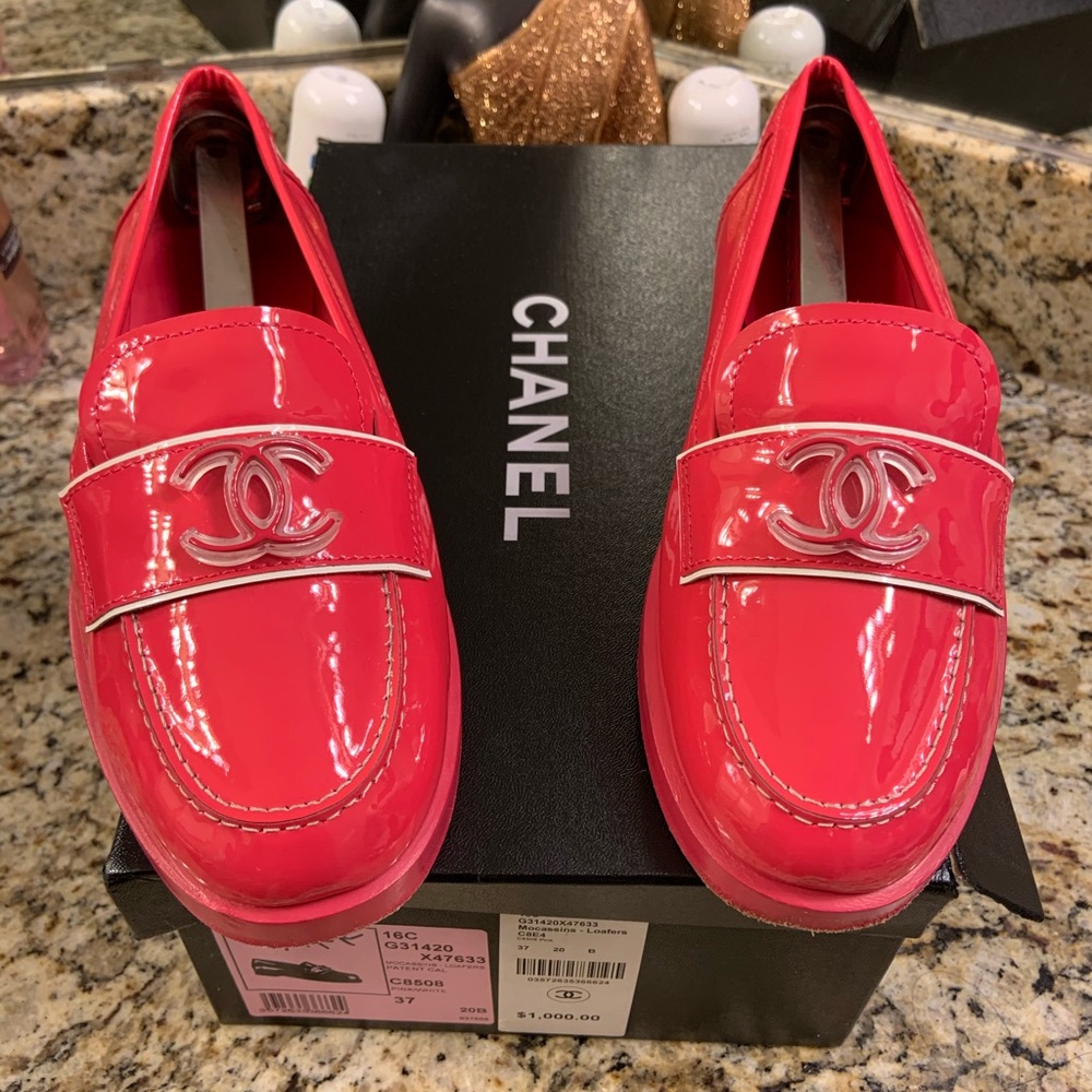 Excellent condition authentic Chanel